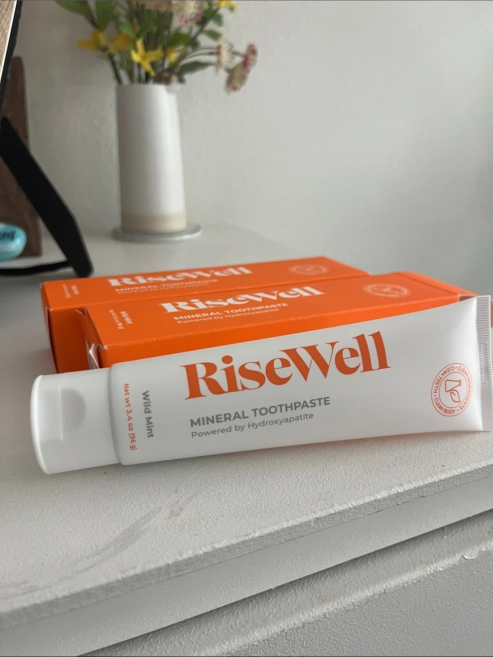 NIB Risewell mineral toothpaste wild mint- lot of 2
